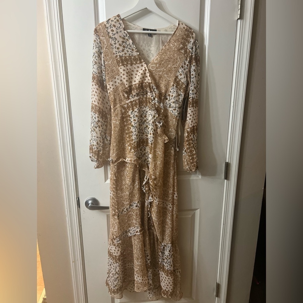 Lulus Floral Bohemian Dress in Cream and Brown - Picture 2 of 7